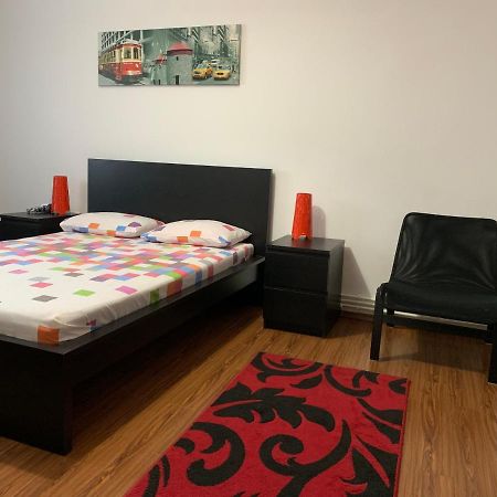 Center Apartment Galati  Ngoại thất bức ảnh