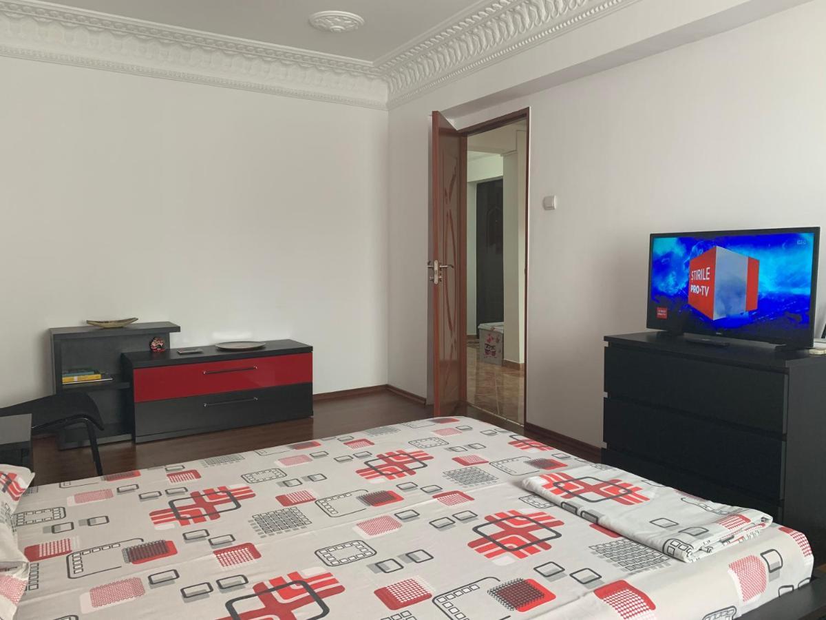 Center Apartment Galati  Ngoại thất bức ảnh