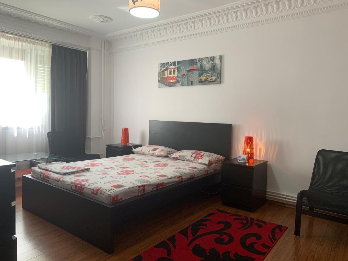 Center Apartment Galati  Ngoại thất bức ảnh