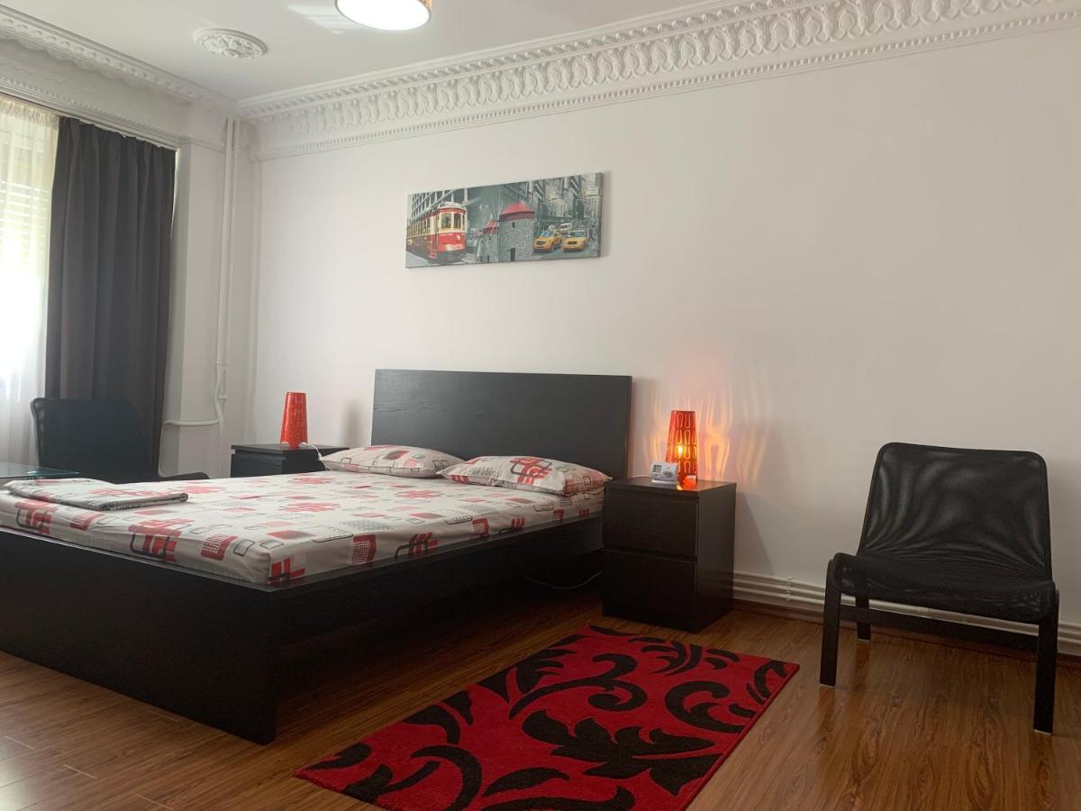 Center Apartment Galati  Ngoại thất bức ảnh