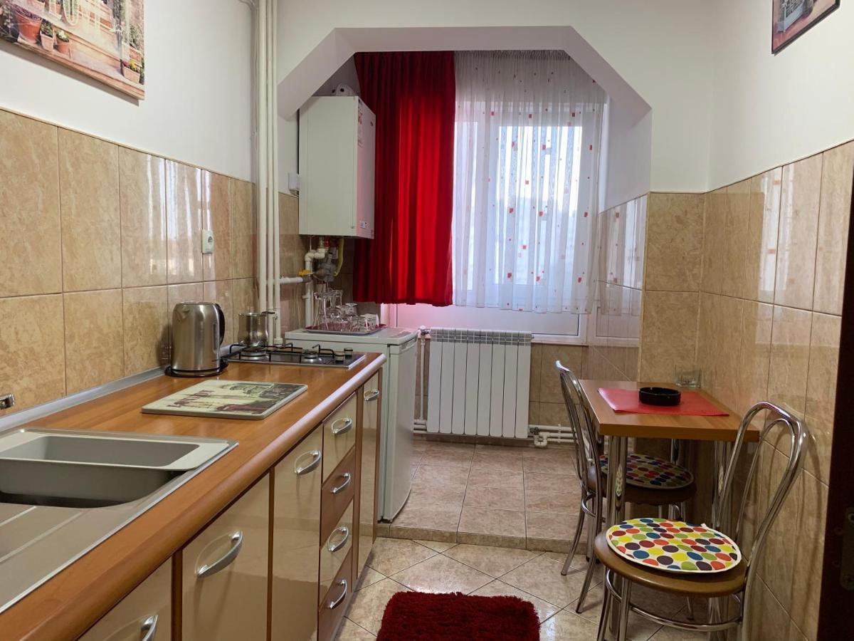Center Apartment Galati  Ngoại thất bức ảnh