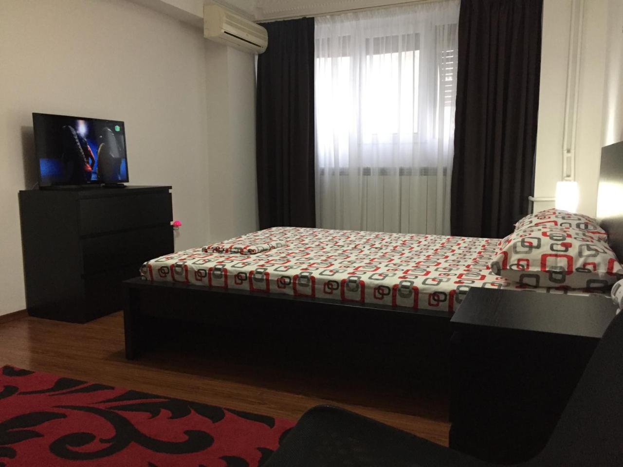 Center Apartment Galati  Ngoại thất bức ảnh