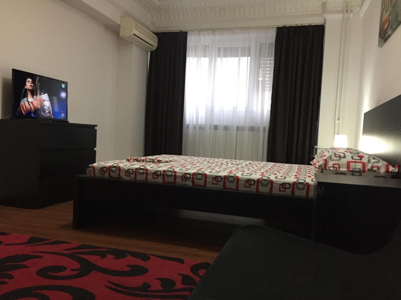 Center Apartment Galati  Ngoại thất bức ảnh