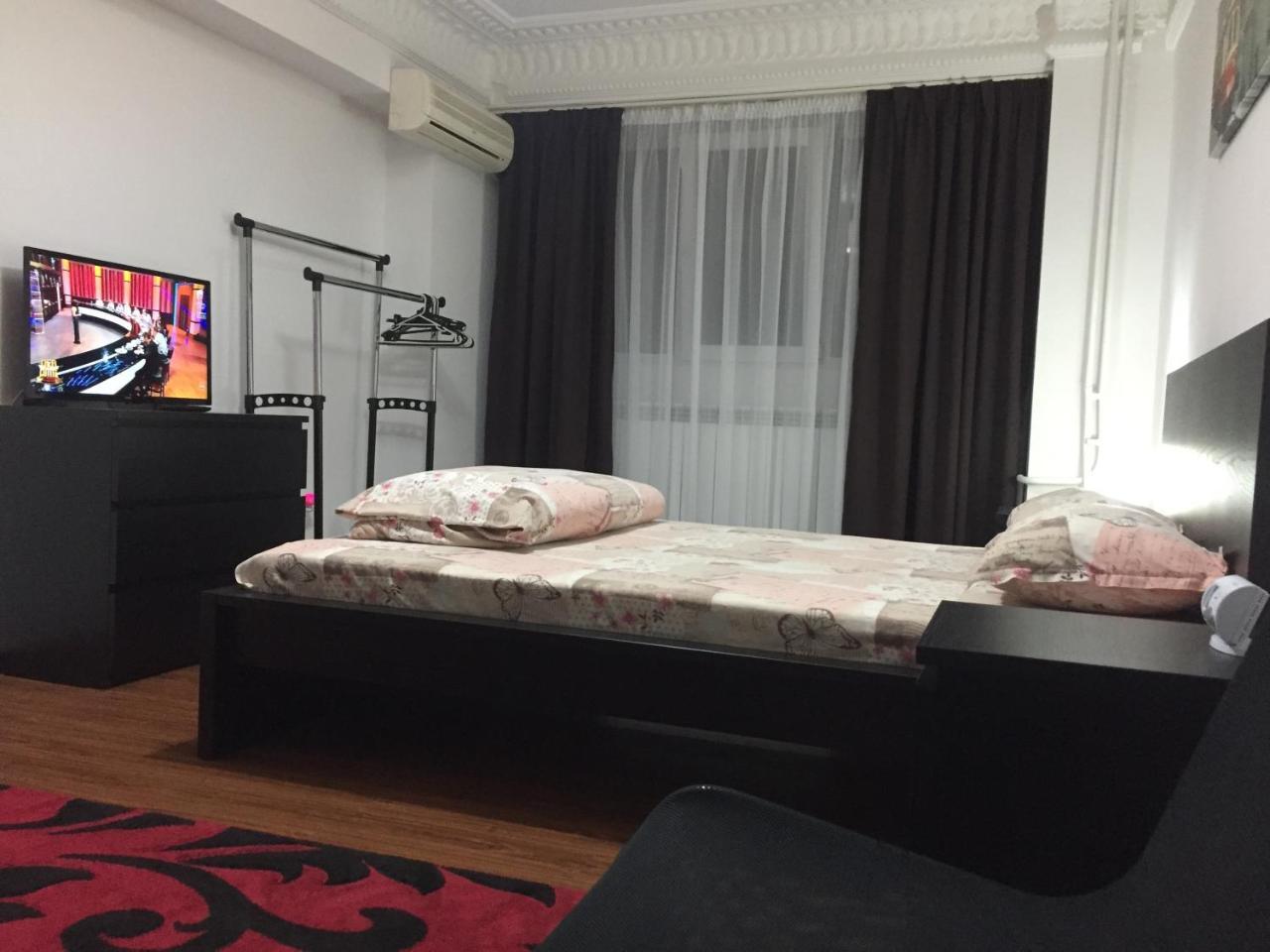 Center Apartment Galati  Ngoại thất bức ảnh