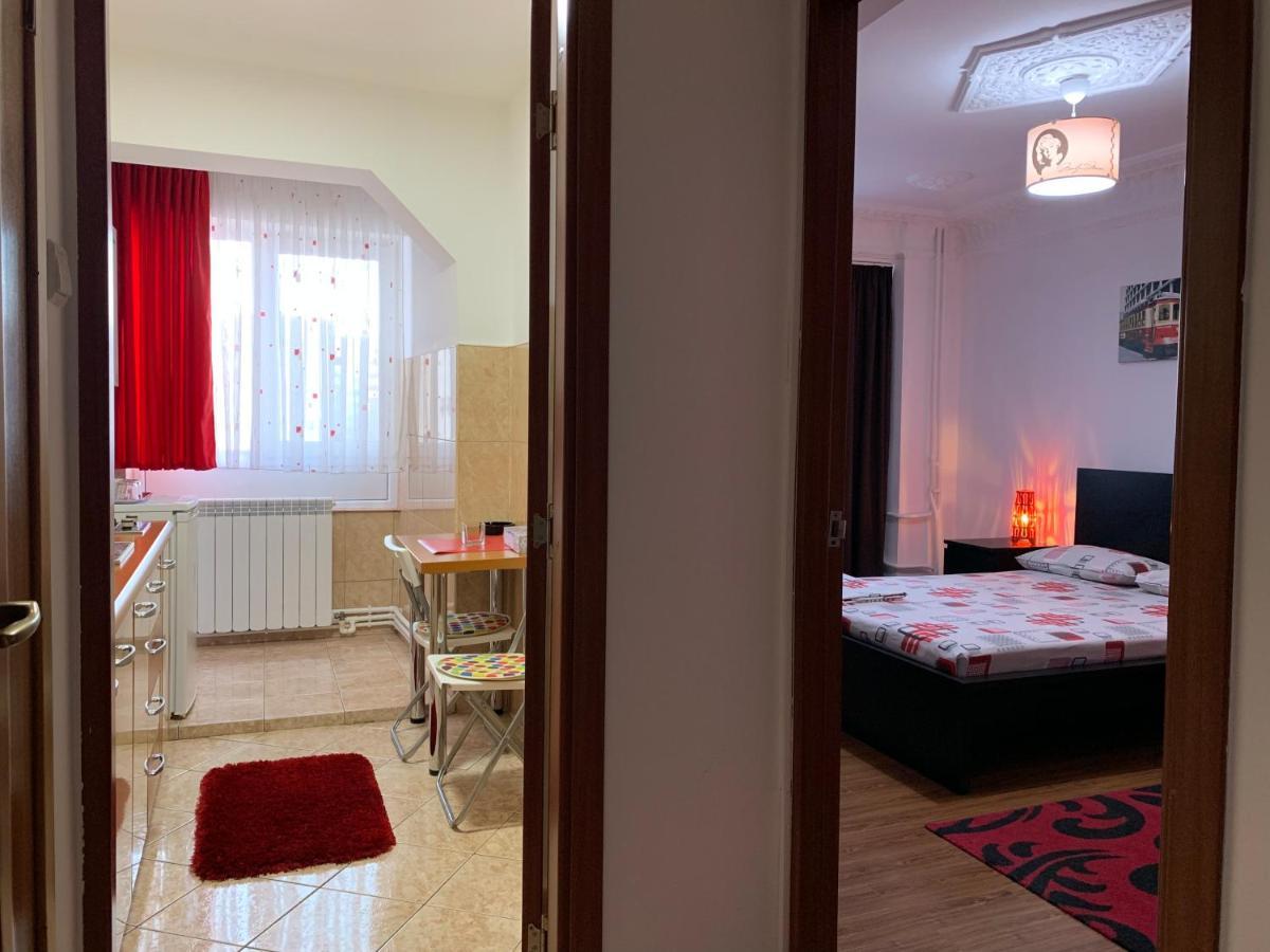 Center Apartment Galati  Ngoại thất bức ảnh